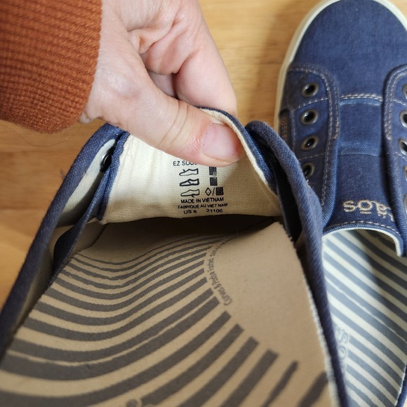 TAOS Women's EZ Soul Canvas Slip On Mule Sneaker Size 8 Comfort Cushion Summer - Picture 5 of 8